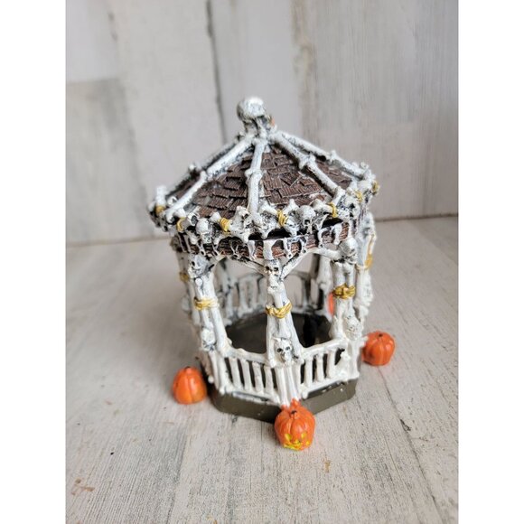 Lemax skeleton gazebo spooky town Halloween Village accessory - Picture 4 of 7
